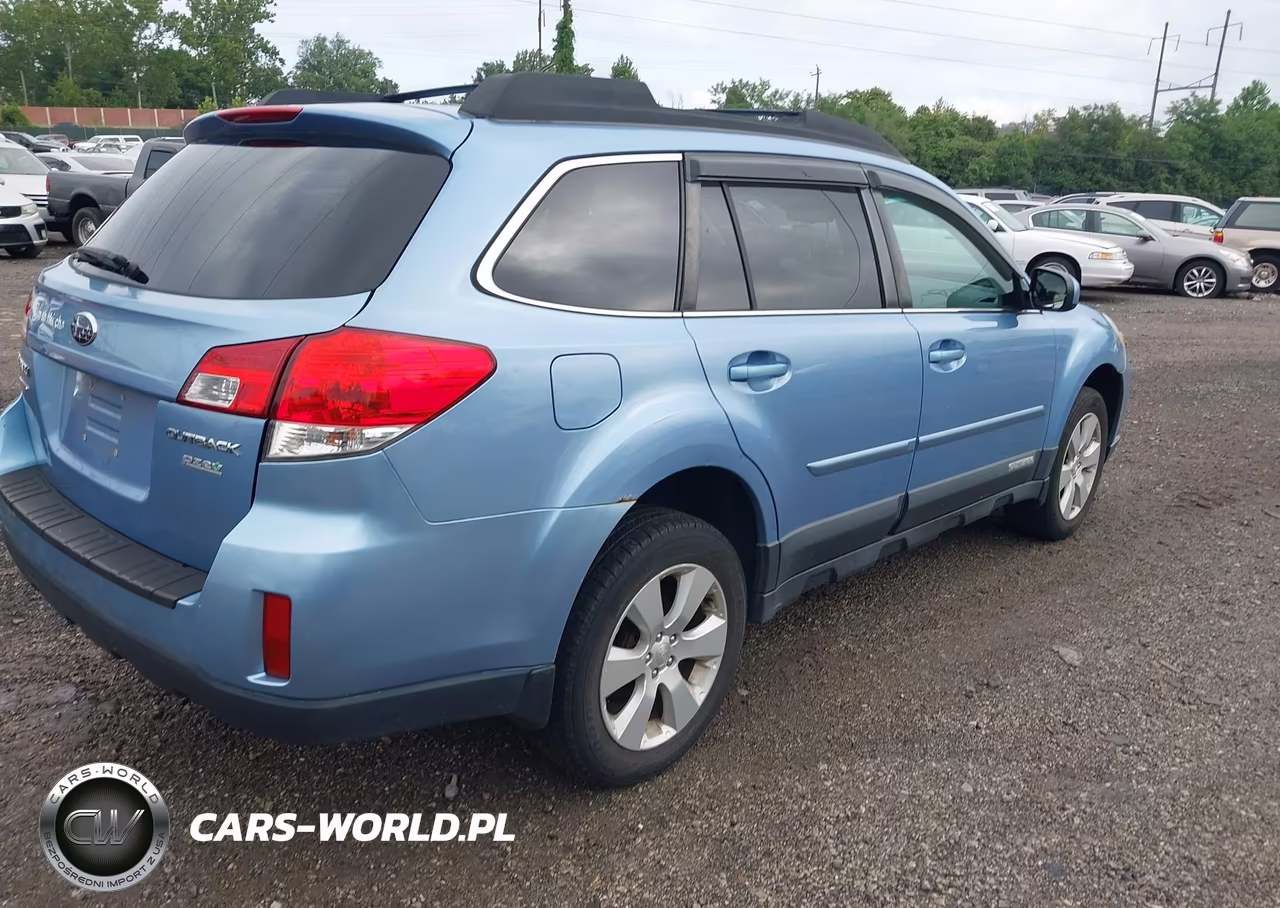 2012 Subaru Outback 2.5I Premium VIN:4S4BRBCC4C3206338 - 4