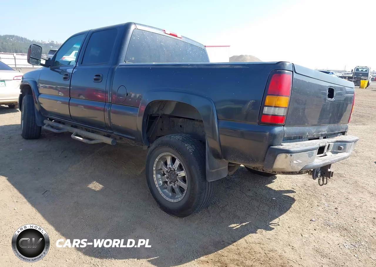2005 Chevrolet Silverado 2500Hd Ls-Lt-Work Truck VIN:1GCHK23245F831138 - 3