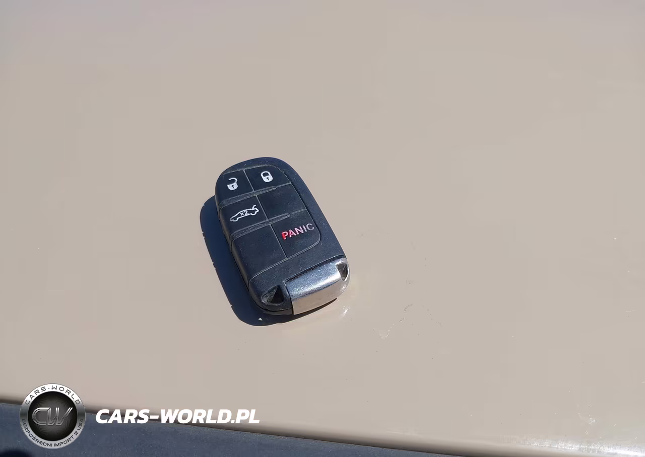 2017 Dodge Challenger Sxt Plus VIN:2C3CDZAG9HH659577 - 11