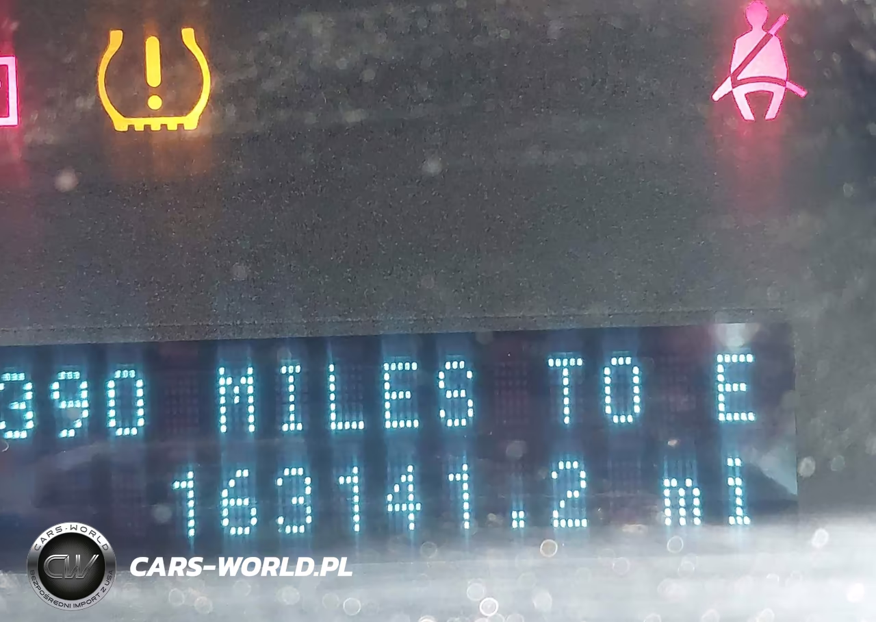 2009 Ford Focus Se VIN:1FAHP35NX9W205703 - 13