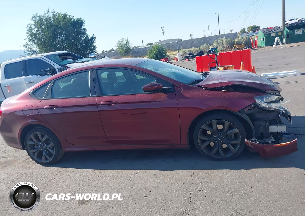 2015 Chrysler 200 S VIN:1C3CCCBG3FN642759 - 13