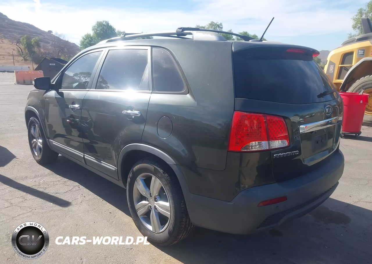 2013 Kia Sorento Ex VIN:5XYKU3A6XDG328477 - 3
