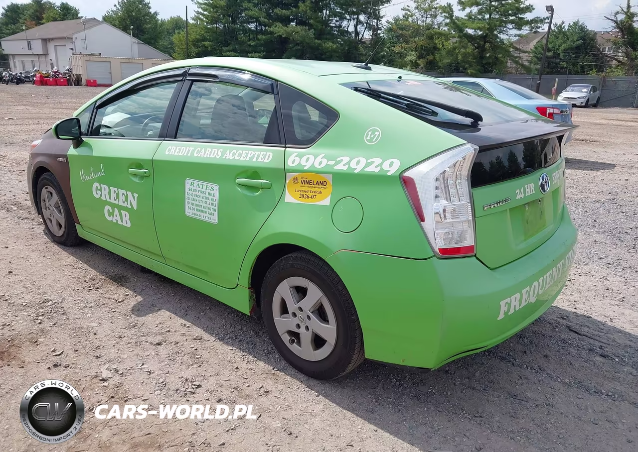 2011 Toyota Prius Two VIN:JTDKN3DU1B1379371 - 3