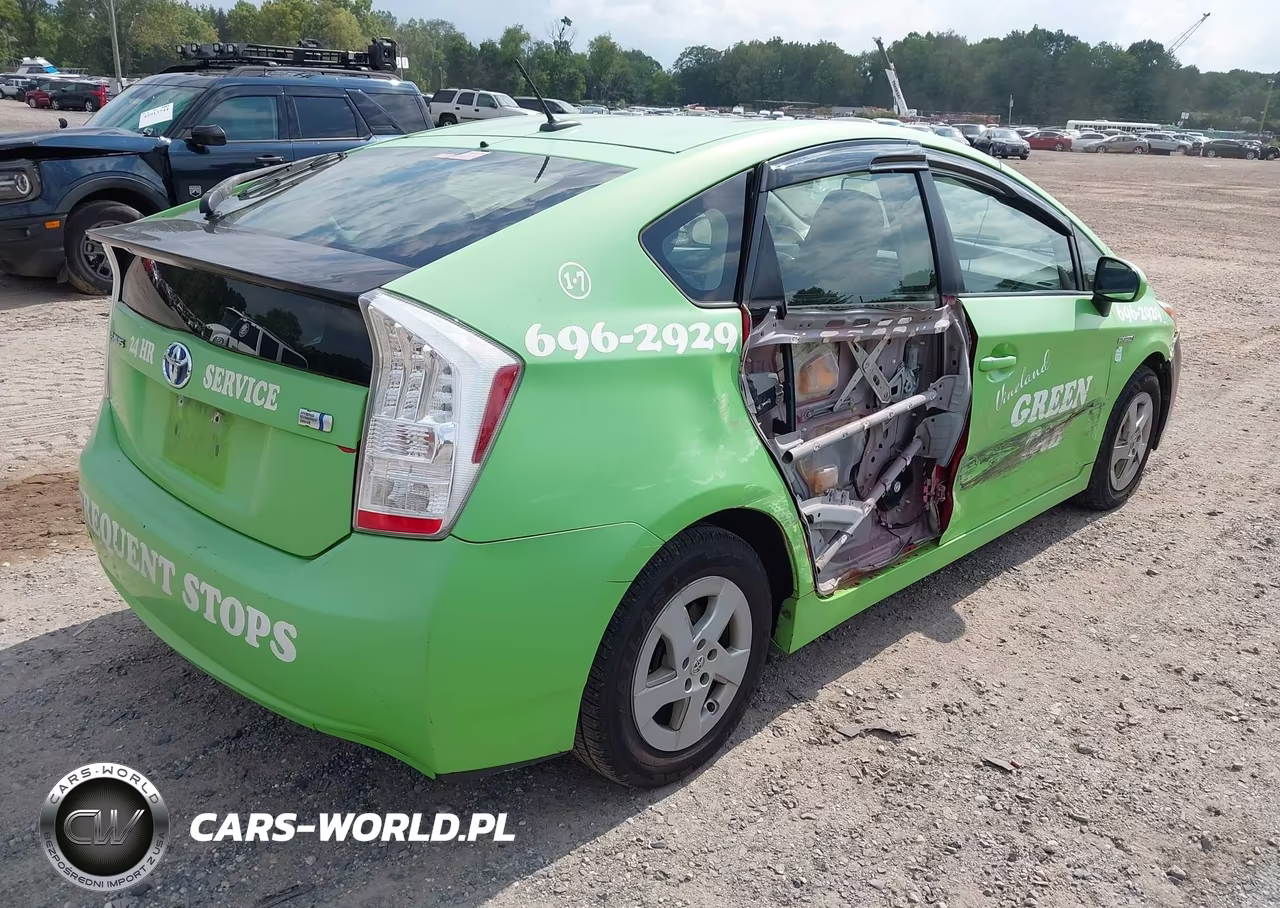 2011 Toyota Prius Two VIN:JTDKN3DU1B1379371 - 4