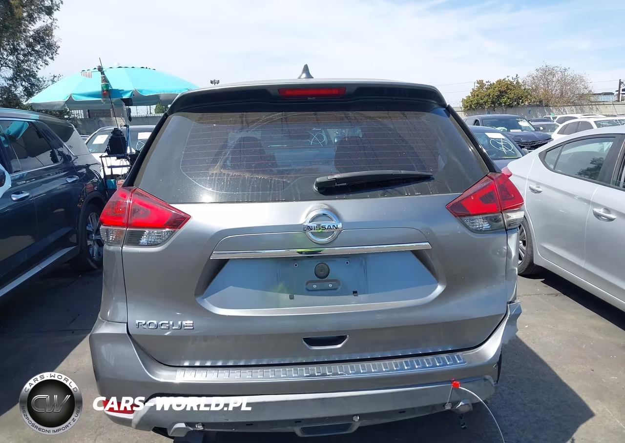 2018 Nissan Rogue S VIN:KNMAT2MT5JP604616 - 17