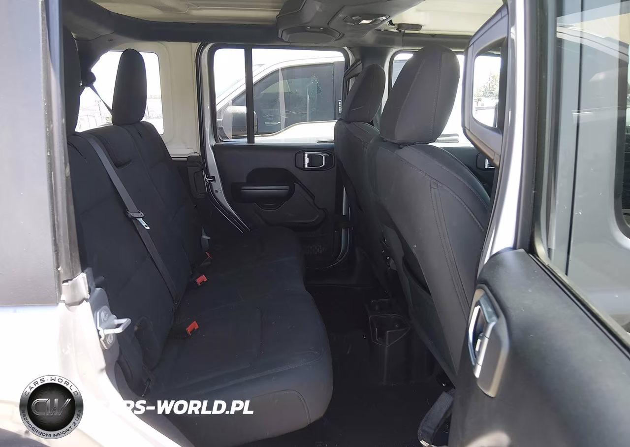 2018 Jeep Wrangler Unlimited Sport S 4X4 VIN:1C4HJXDG1JW134515 - 8