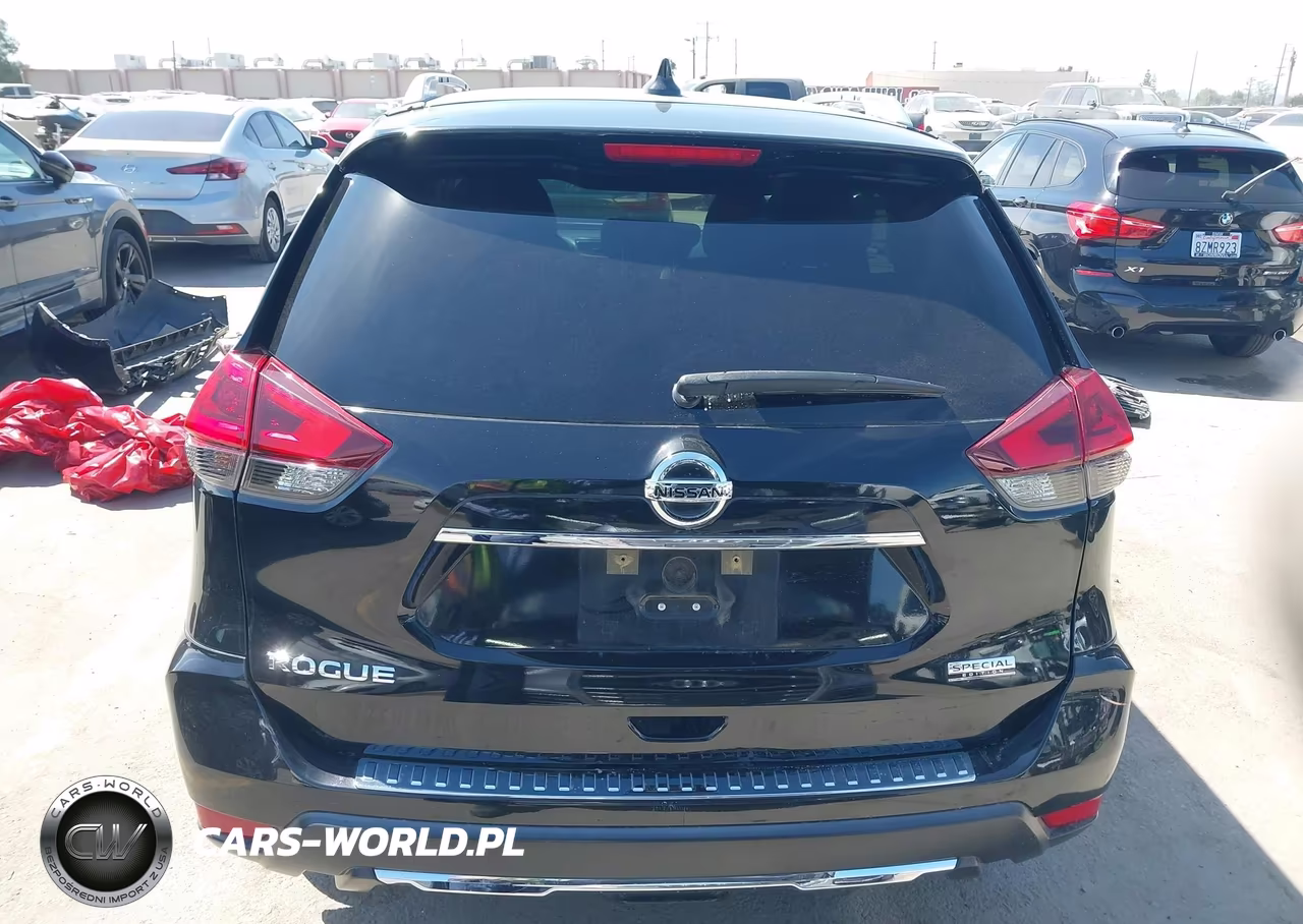 2019 Nissan Rogue S VIN:KNMAT2MT2KP549401 - 17