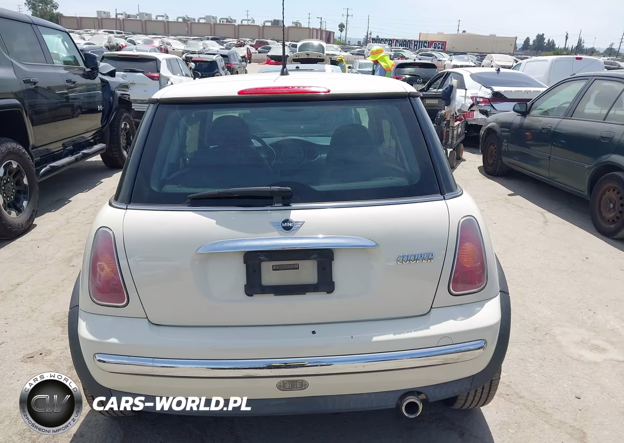 2004 Mini Cooper VIN:WMWRC33494TJ55453 - 16