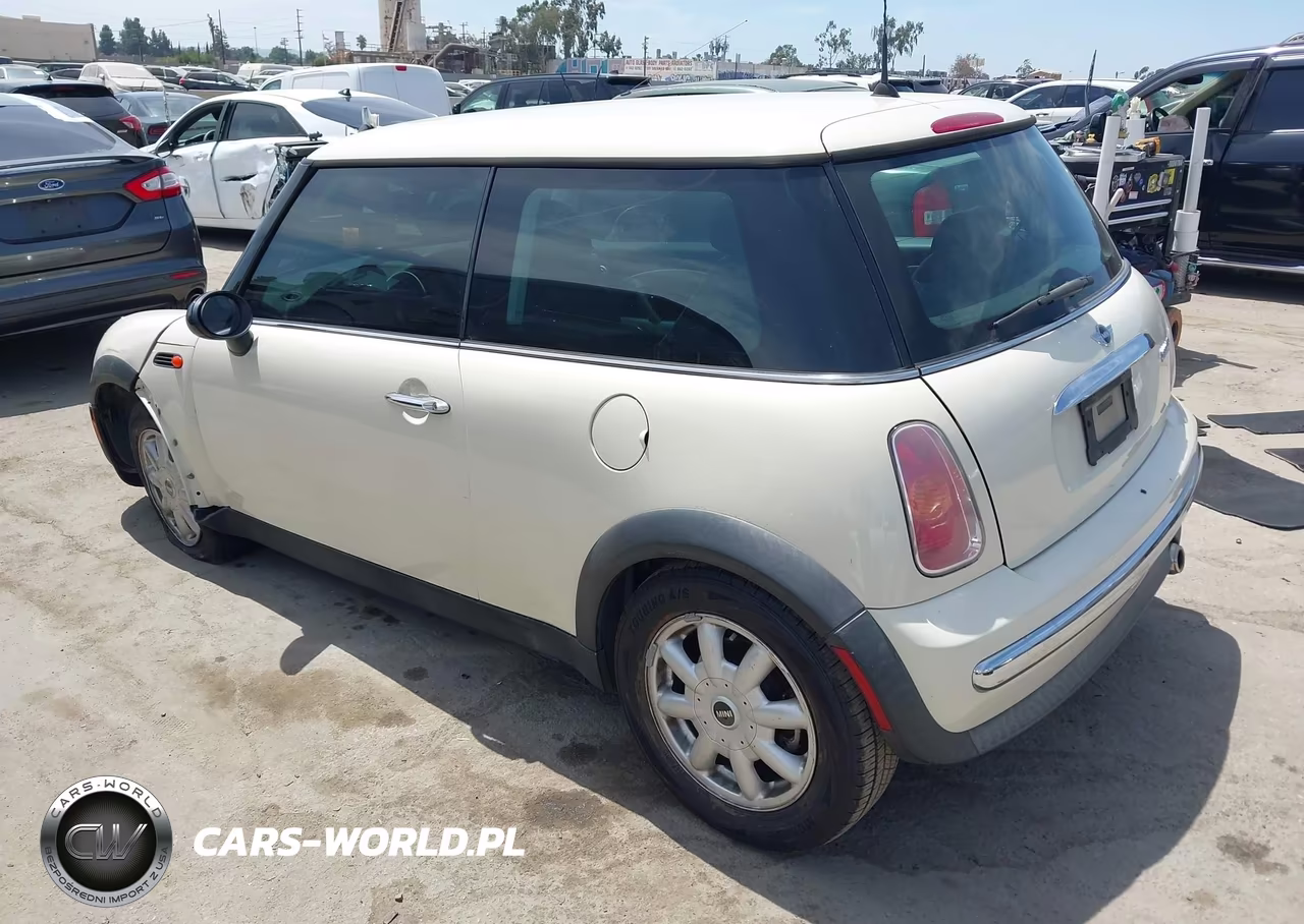 2004 Mini Cooper VIN:WMWRC33494TJ55453 - 3