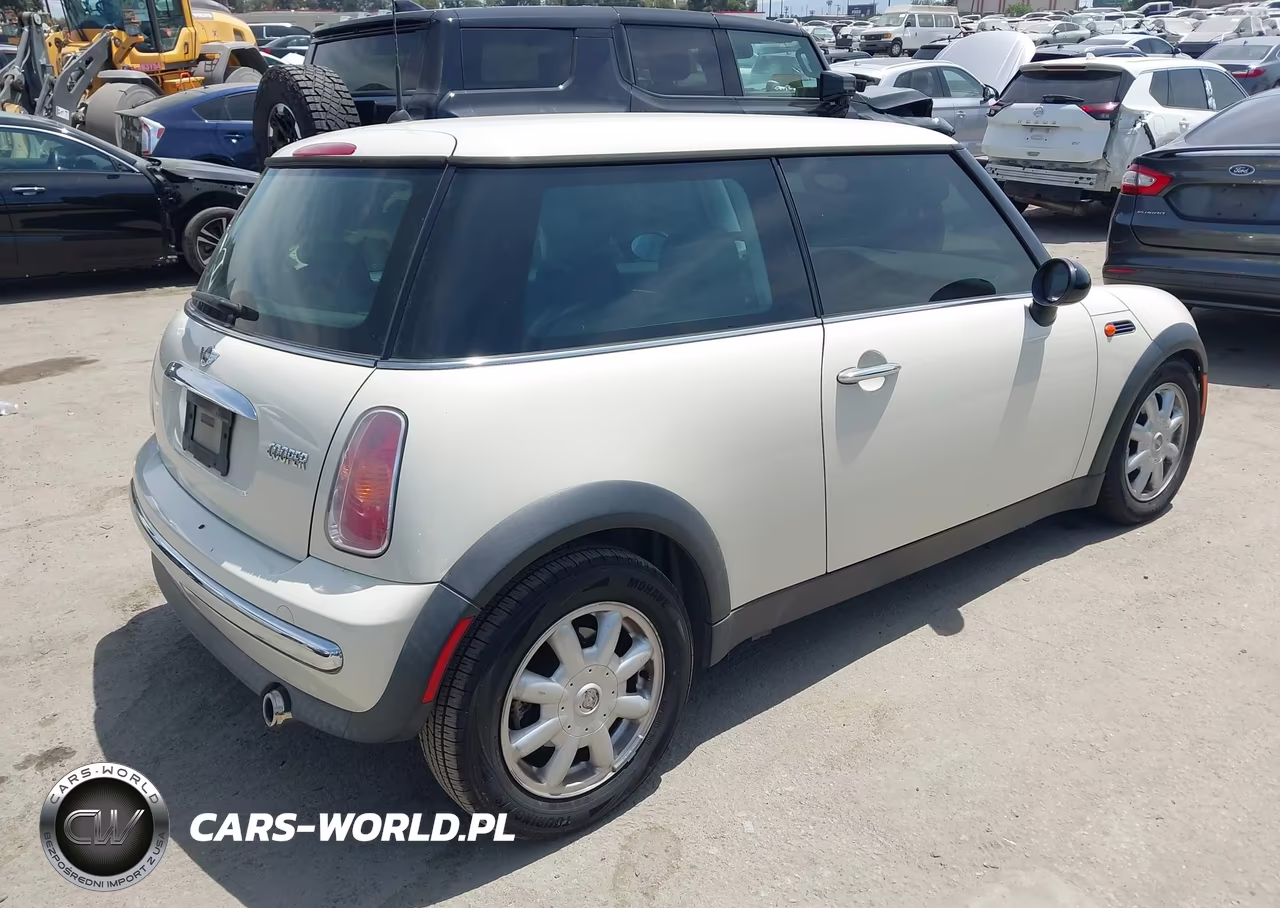 2004 Mini Cooper VIN:WMWRC33494TJ55453 - 4