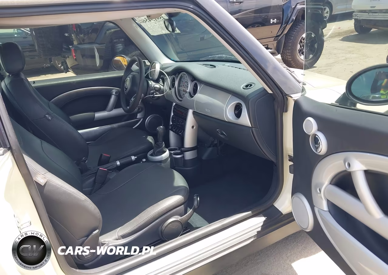 2004 Mini Cooper VIN:WMWRC33494TJ55453 - 5