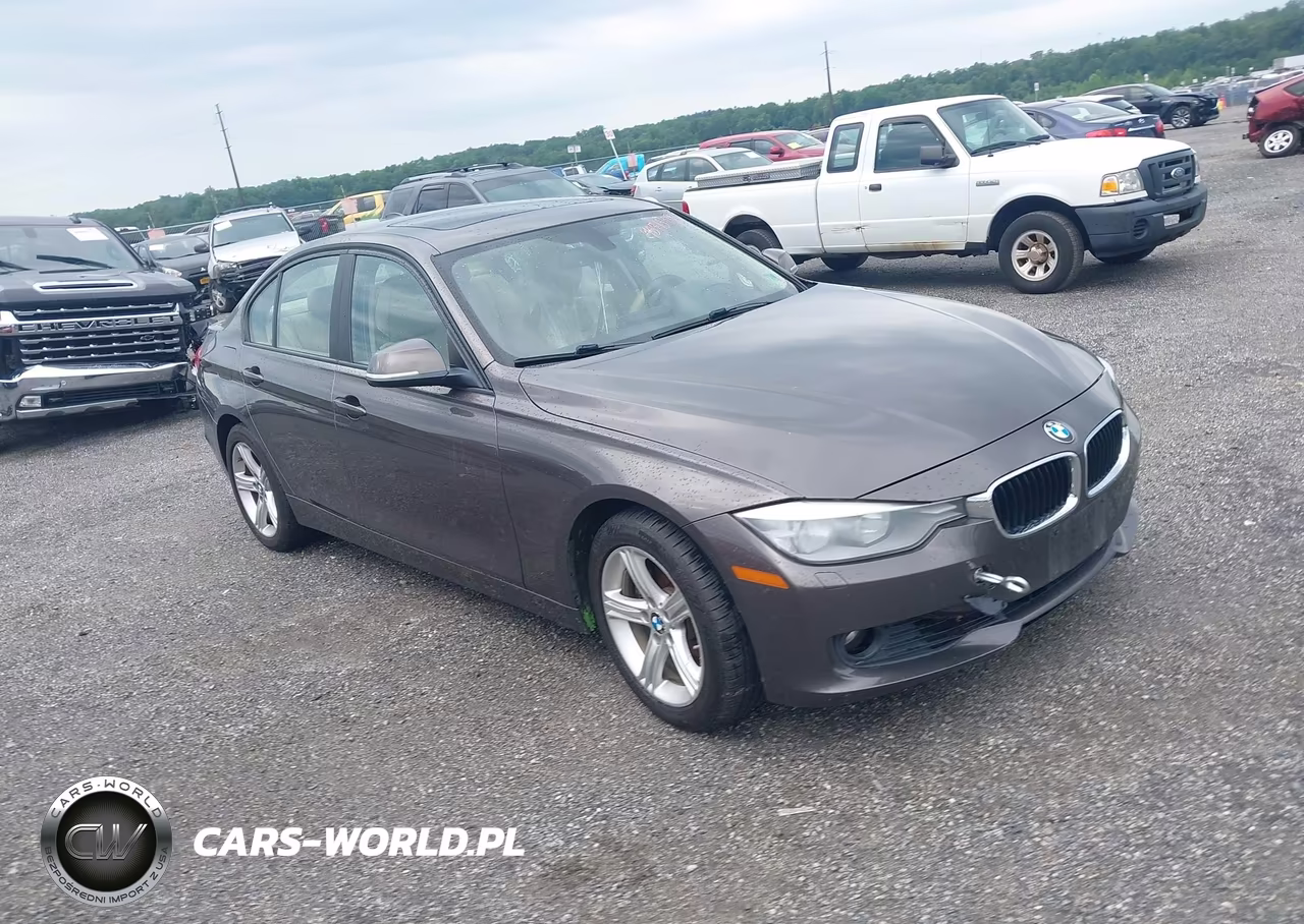 2014 BMW 328I xDrive – zdjęcie 1 z 11