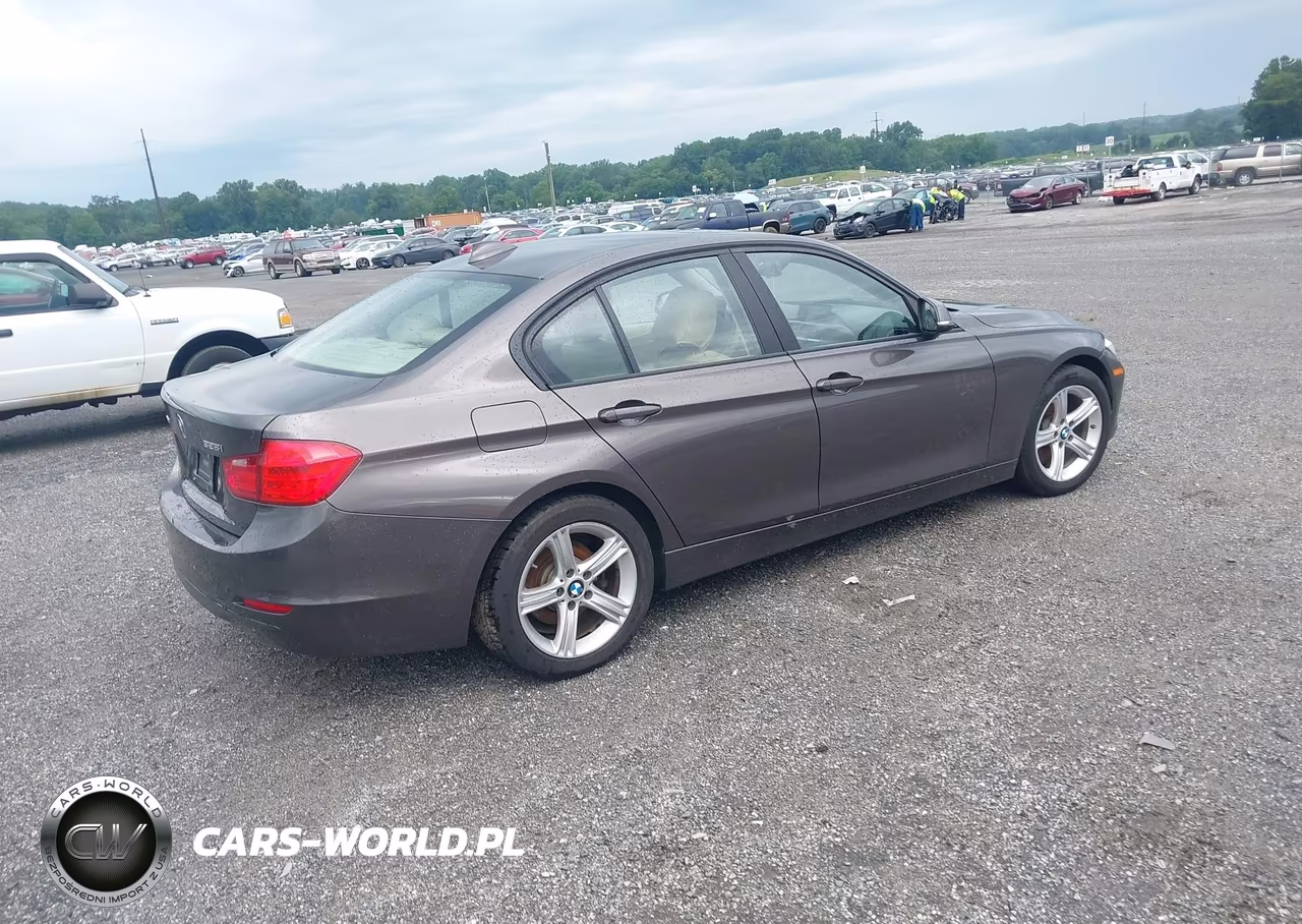 2014 BMW 328I xDrive VIN:WBA3B5C57EP544244 - 4