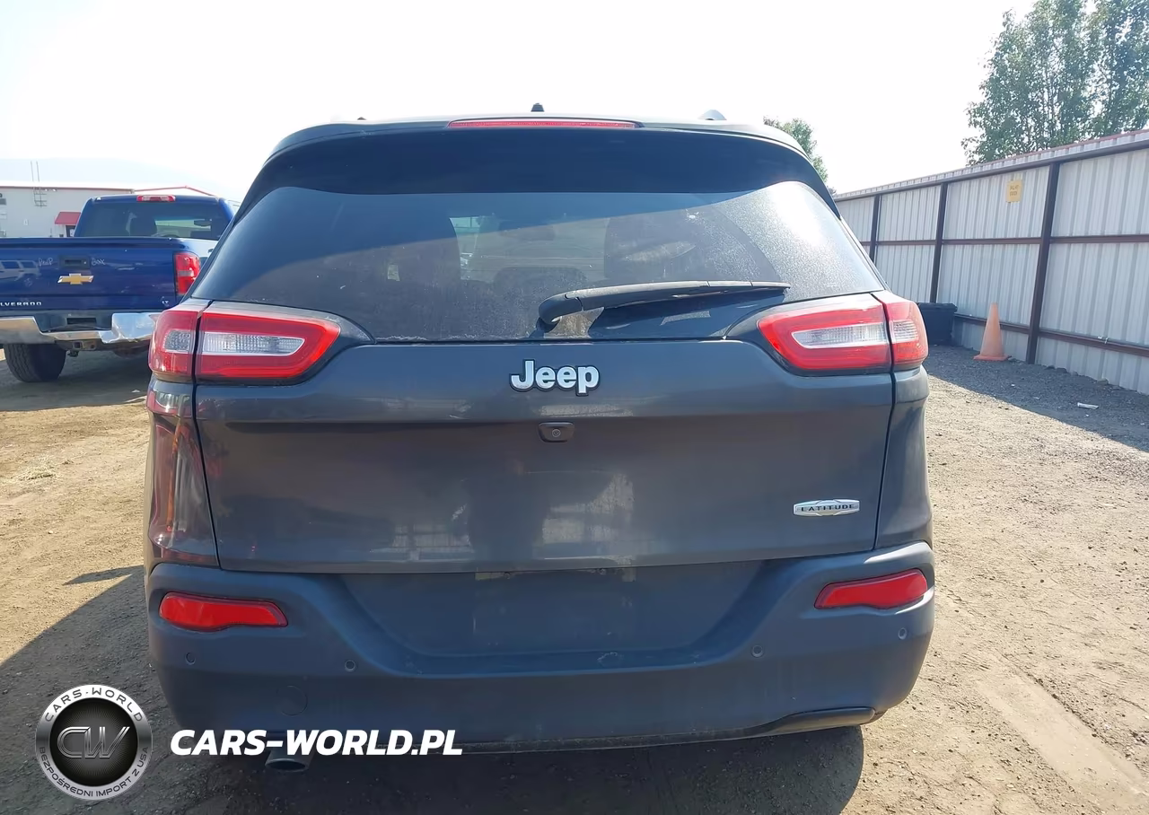 2016 Jeep Cherokee Latitude VIN:1C4PJLCB6GW297616 - 16