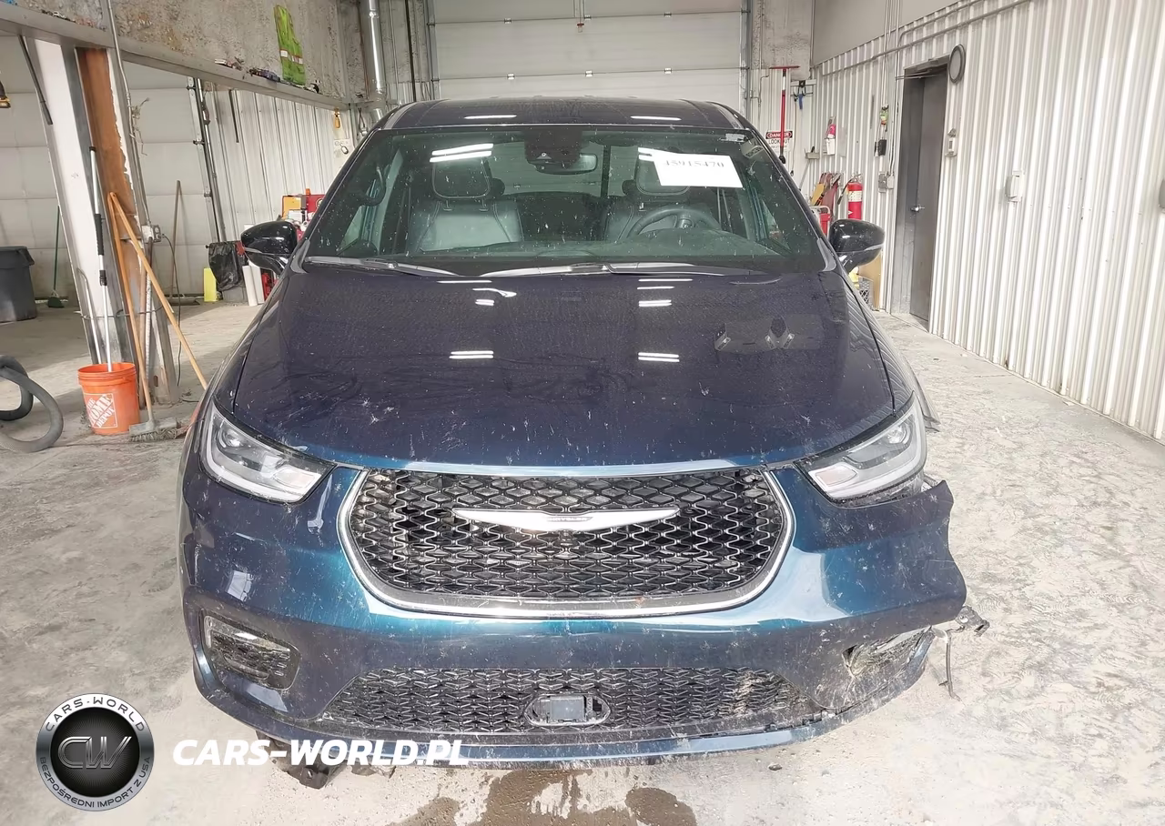 2025 Chrysler Pacifica Select VIN:2C4RC1BG2SR554616 - 13