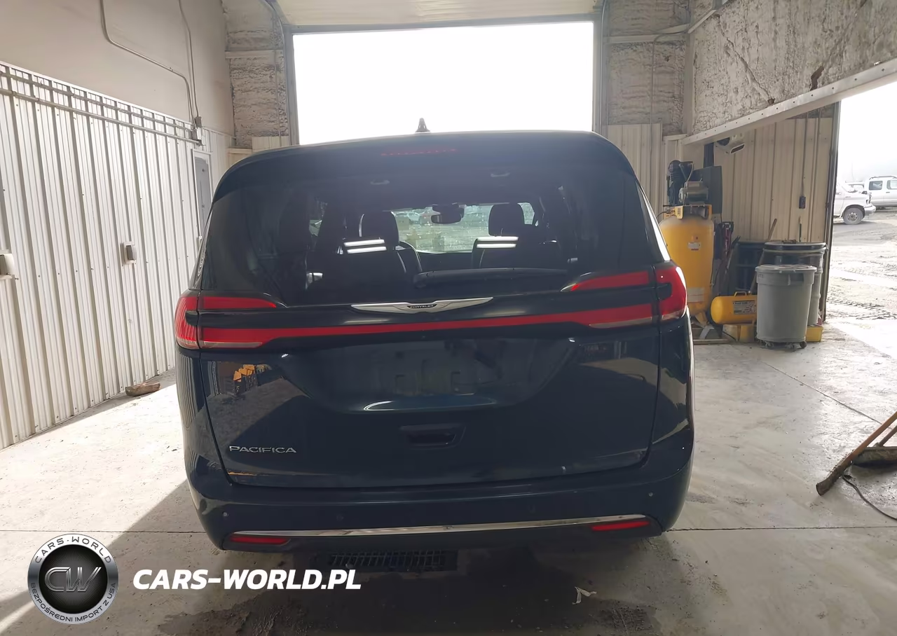 2025 Chrysler Pacifica Select VIN:2C4RC1BG2SR554616 - 17