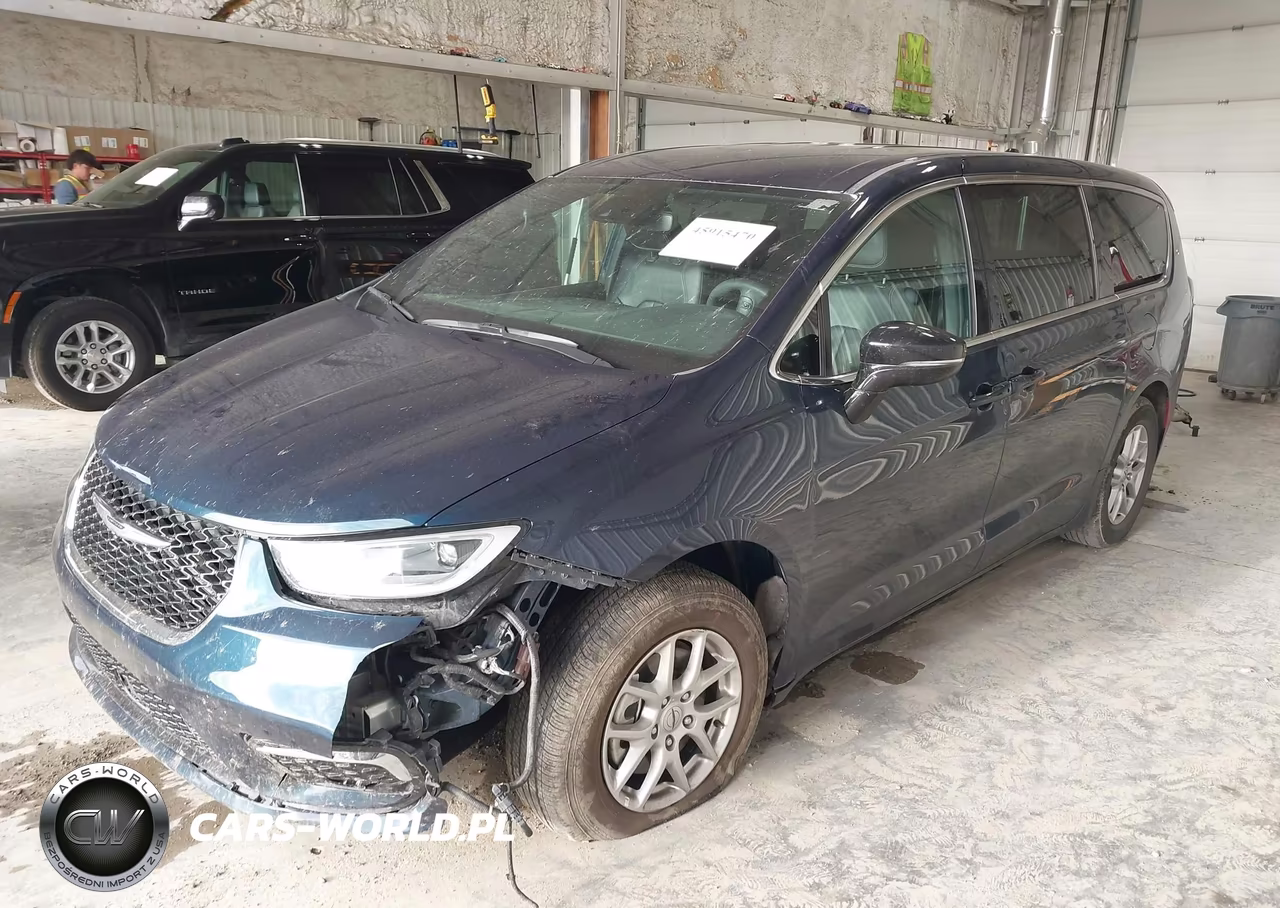 2025 Chrysler Pacifica Select VIN:2C4RC1BG2SR554616 - 2