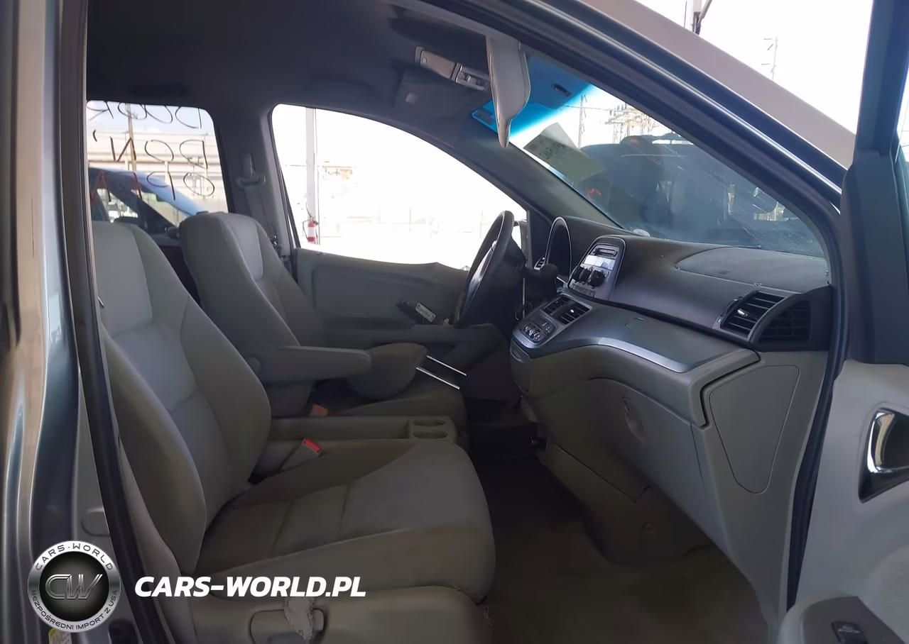 2010 Honda Odyssey Ex VIN:5FNRL3H46AB001017 - 5