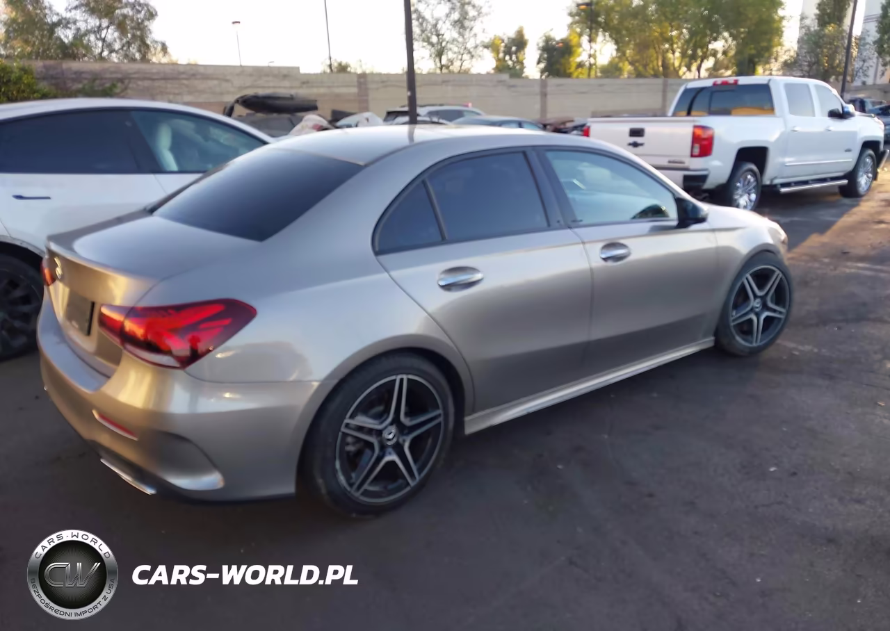 2019 Mercedes-Benz A 220 VIN:WDD3G4EB9KW017525 - 4