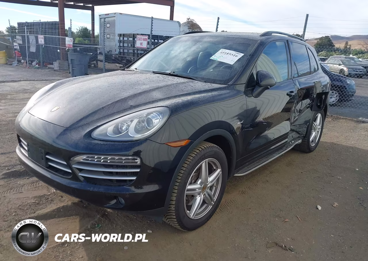 2014 Porsche Cayenne Diesel-Diesel Platinum Edition VIN:WP1AF2A23ELA47140 - 2
