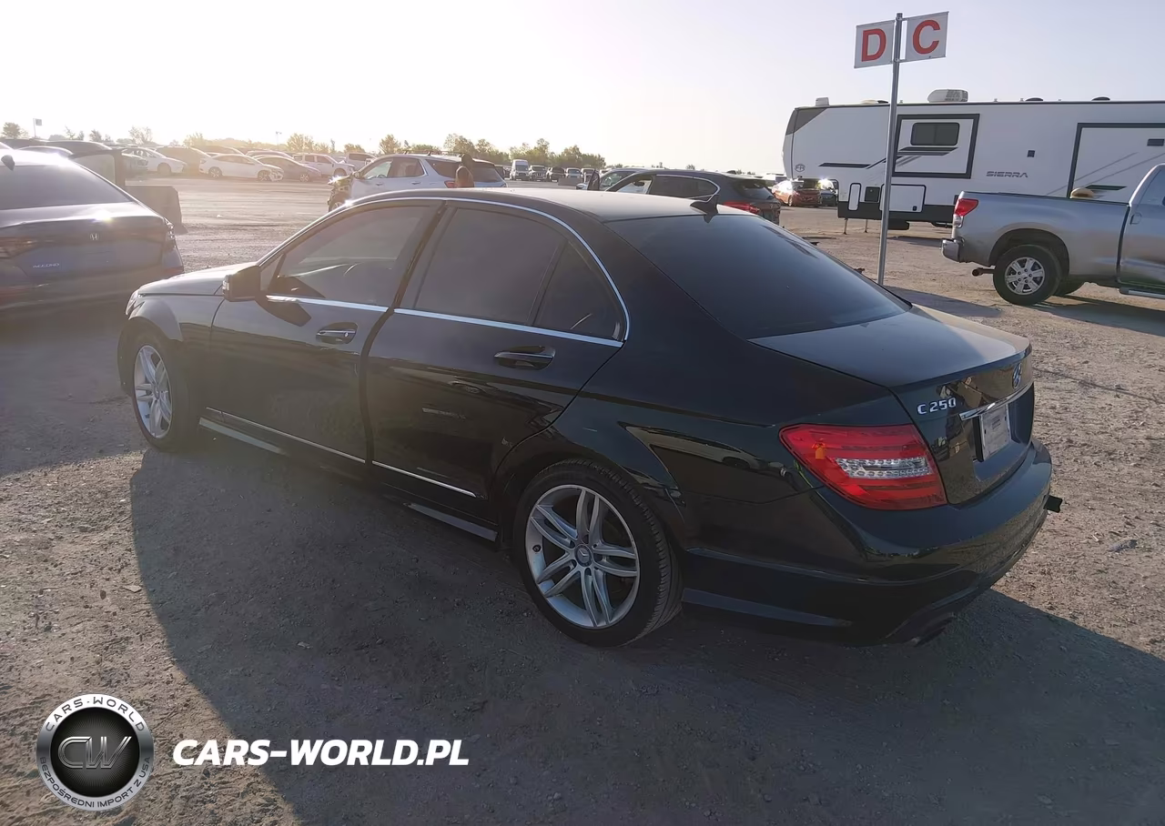 2014 Mercedes-Benz C 250 Sport VIN:WDDGF4HB0EG236193 - 3