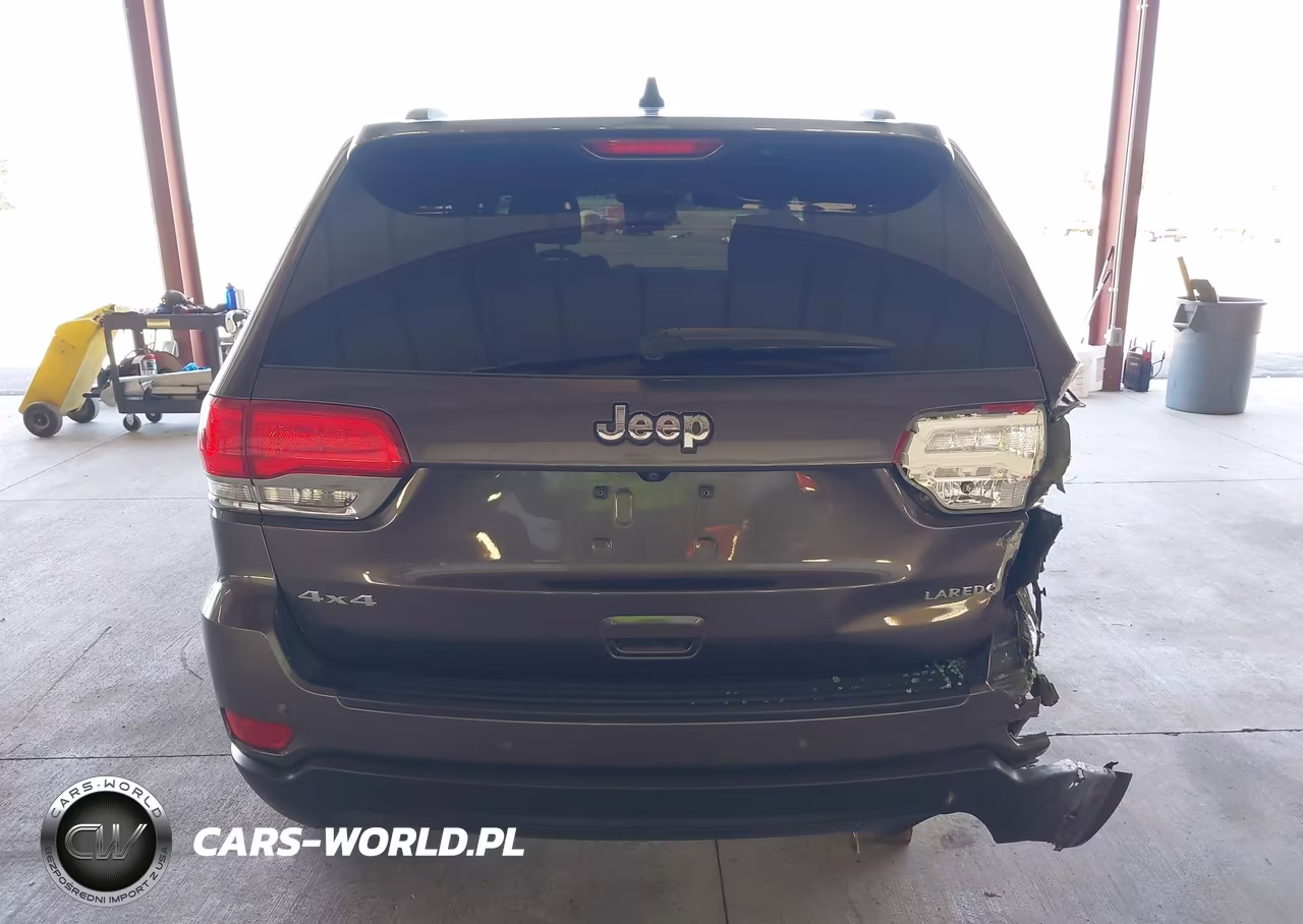 2019 Jeep Grand Cherokee Laredo E 4X4 VIN:1C4RJFAG5KC607399 - 16