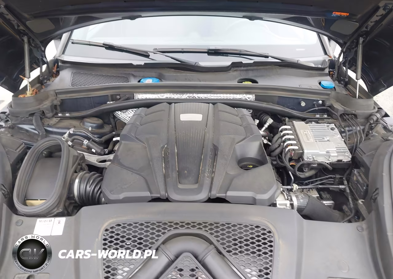 2019 Porsche Macan S VIN:WP1AB2A53KLB34327 - 10