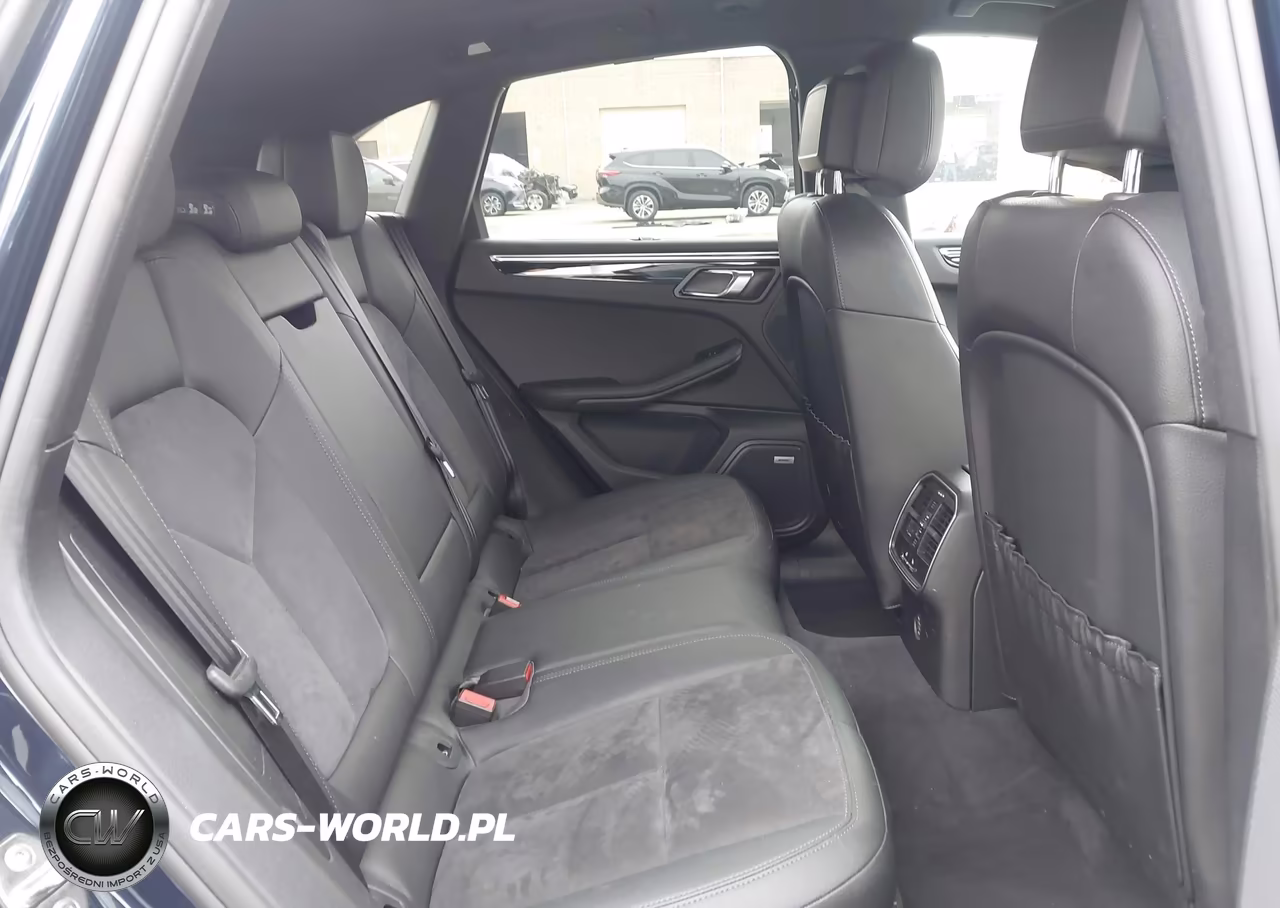 2019 Porsche Macan S VIN:WP1AB2A53KLB34327 - 8