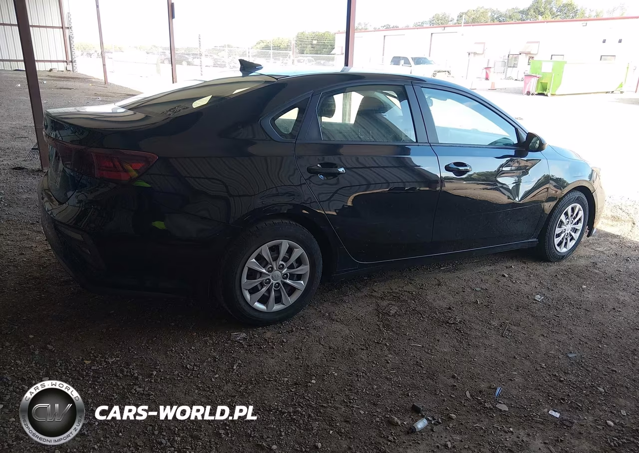 2021 Kia Forte Fe VIN:3KPF24AD8ME314439 - 4