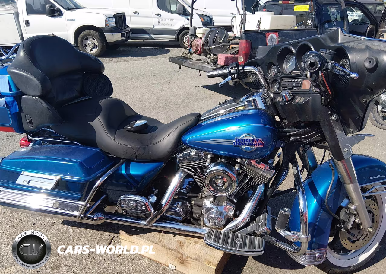 2005 Harley-Davidson Flhtcui VIN:1HD1FCW365Y626827 - 12