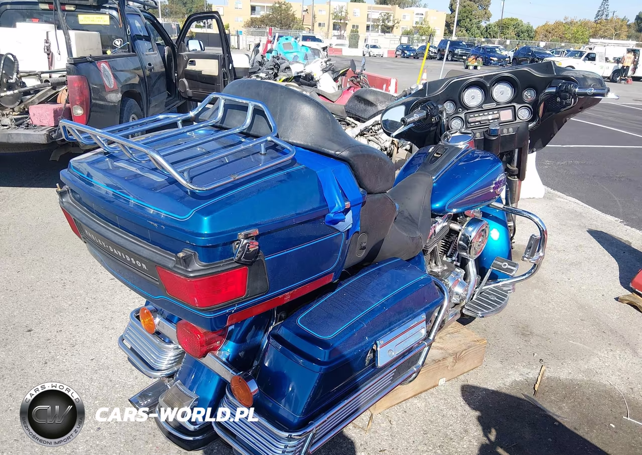 2005 Harley-Davidson Flhtcui VIN:1HD1FCW365Y626827 - 4