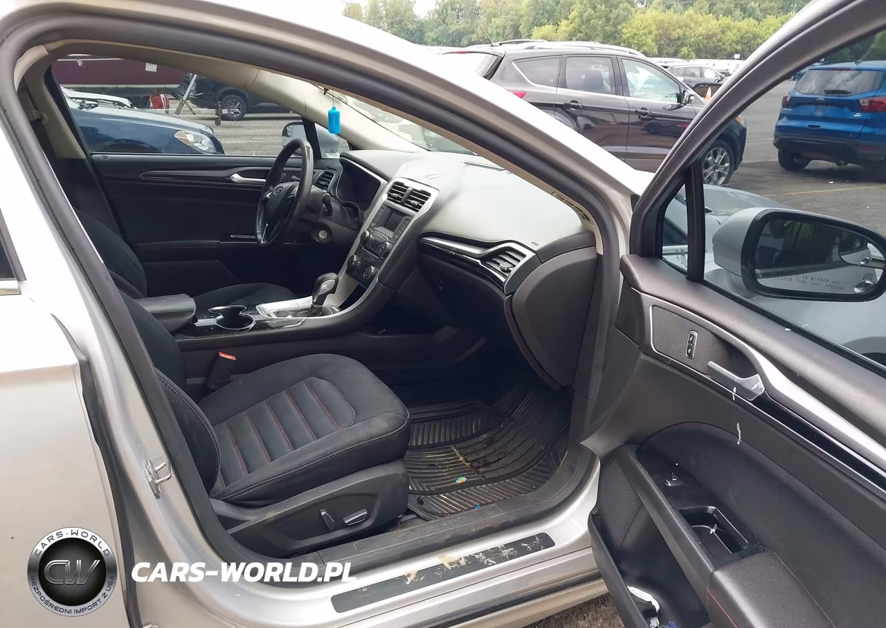 2016 Ford Fusion Se VIN:3FA6P0HDXGR152932 - 5