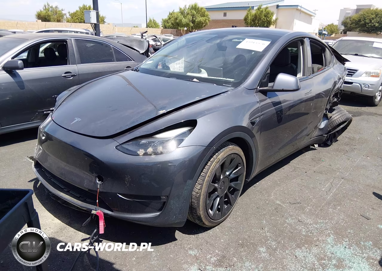 2023 Tesla Model Y Awd-Long Range Dual Motor All-Wheel Drive VIN:7SAYGAEE2PF829580 - 2