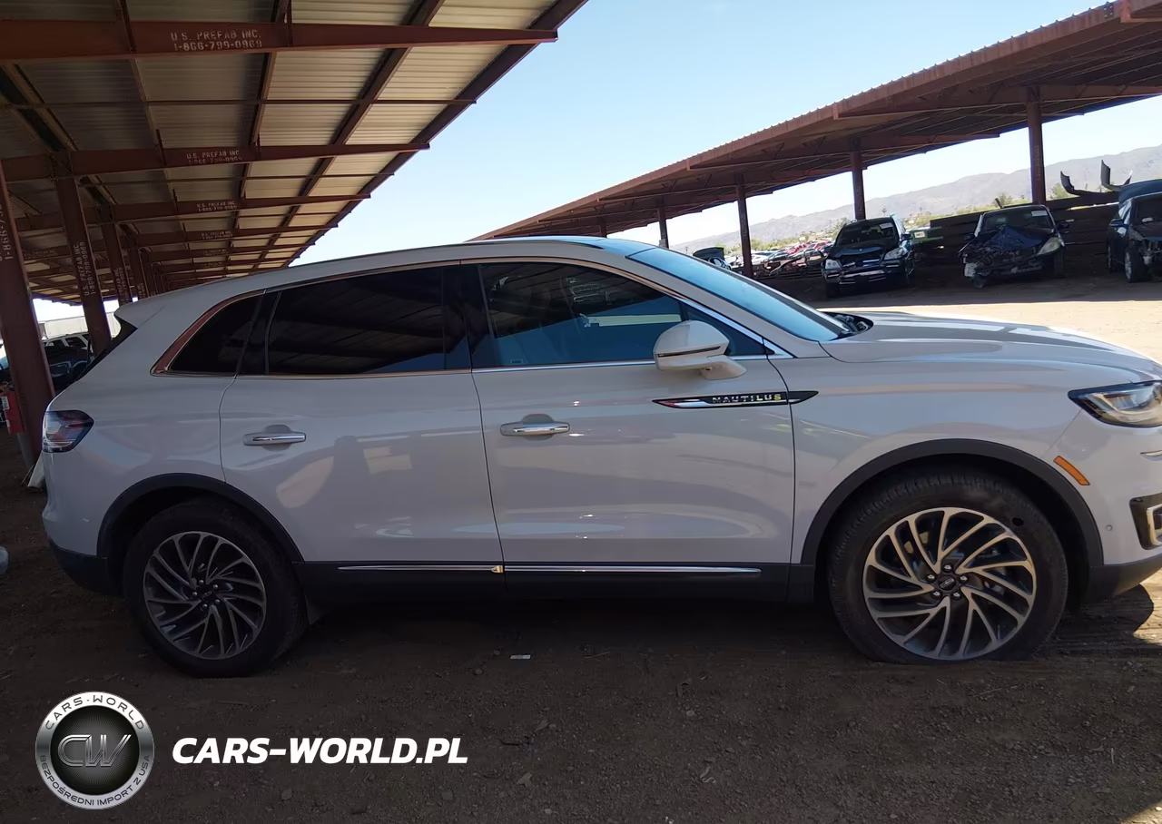 2020 Lincoln Nautilus Reserve VIN:2LMPJ6K97LBL25483 - 13