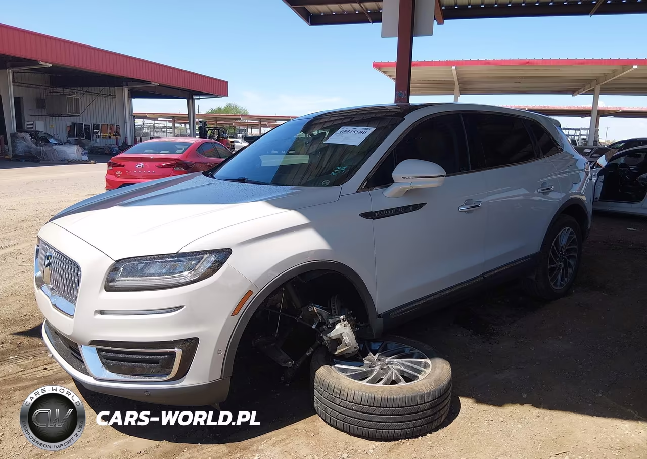 2020 Lincoln Nautilus Reserve VIN:2LMPJ6K97LBL25483 - 6