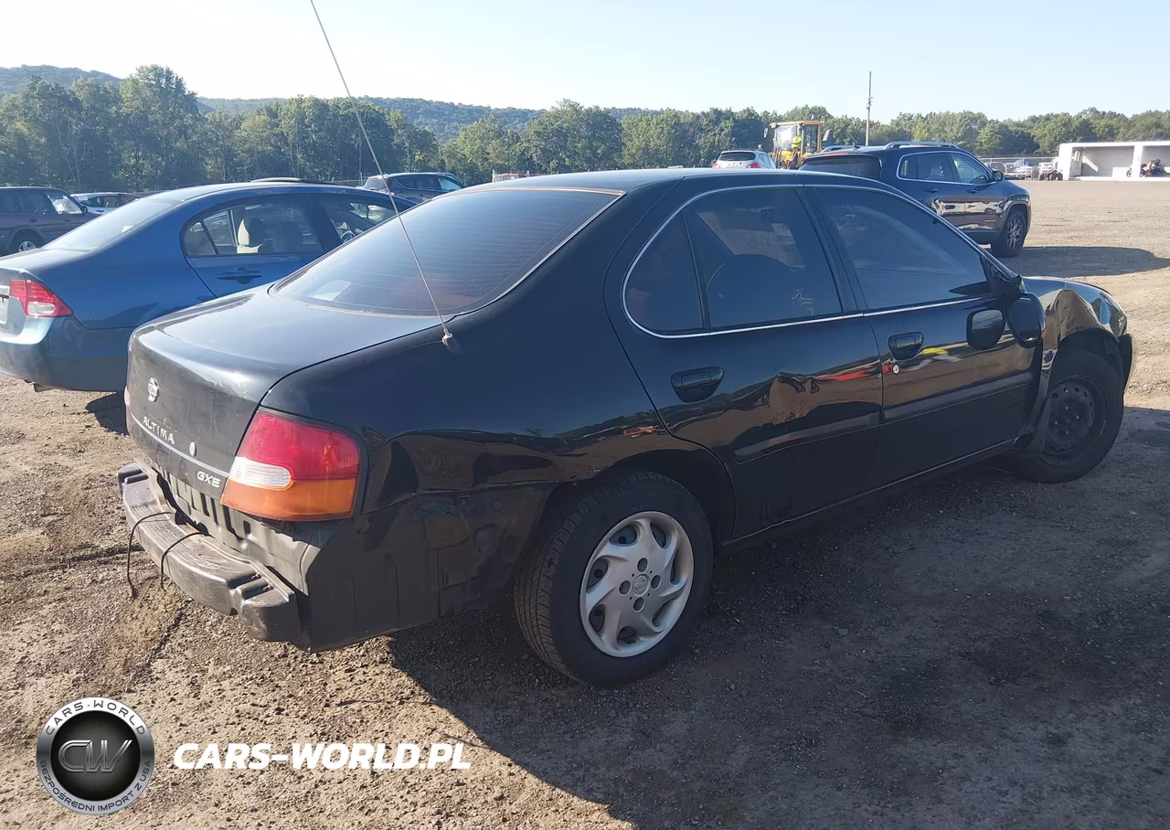 1999 Nissan Altima VIN:1N4DL01D5XC184389 - 4