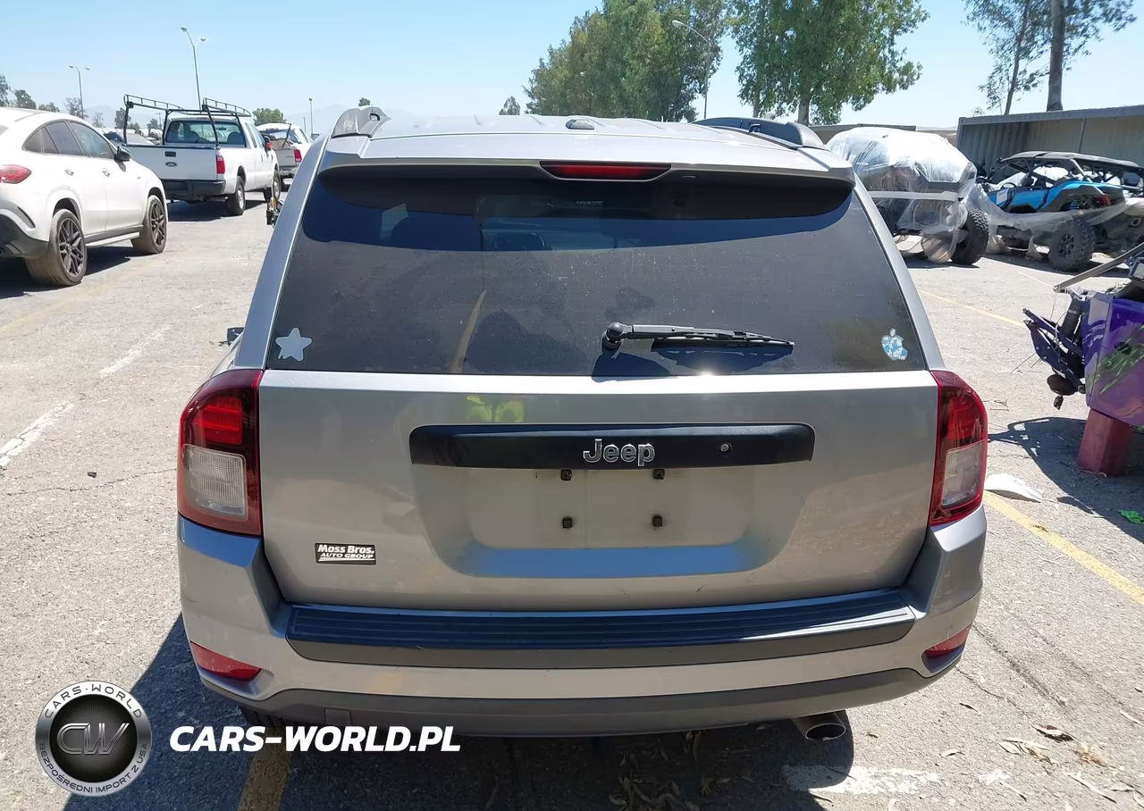 2016 Jeep Compass Sport VIN:1C4NJCBB3GD785071 - 18