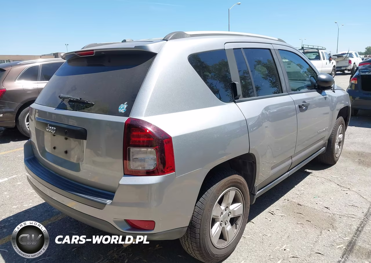2016 Jeep Compass Sport VIN:1C4NJCBB3GD785071 - 4