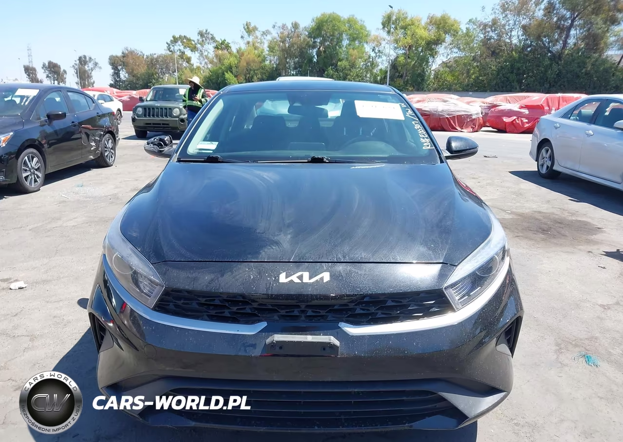 2023 Kia Forte Lxs VIN:3KPF24AD3PE575238 - 12