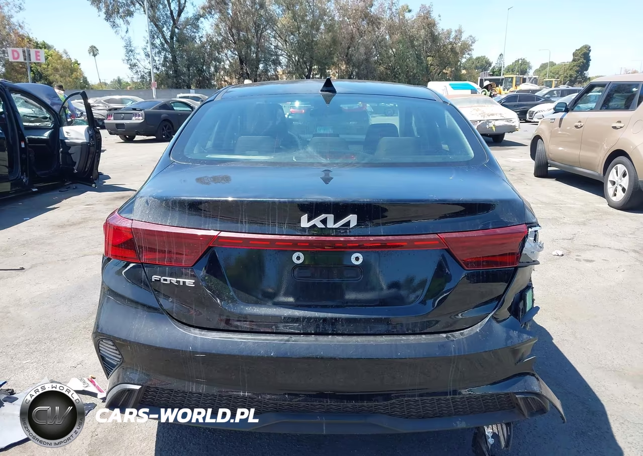 2023 Kia Forte Lxs VIN:3KPF24AD3PE575238 - 16