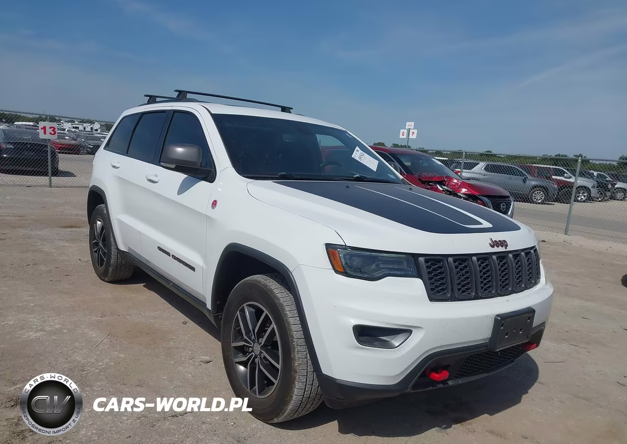 2018 Jeep Grand Cherokee Trailhawk 4X4 VIN:1C4RJFLT5JC441975 - 1