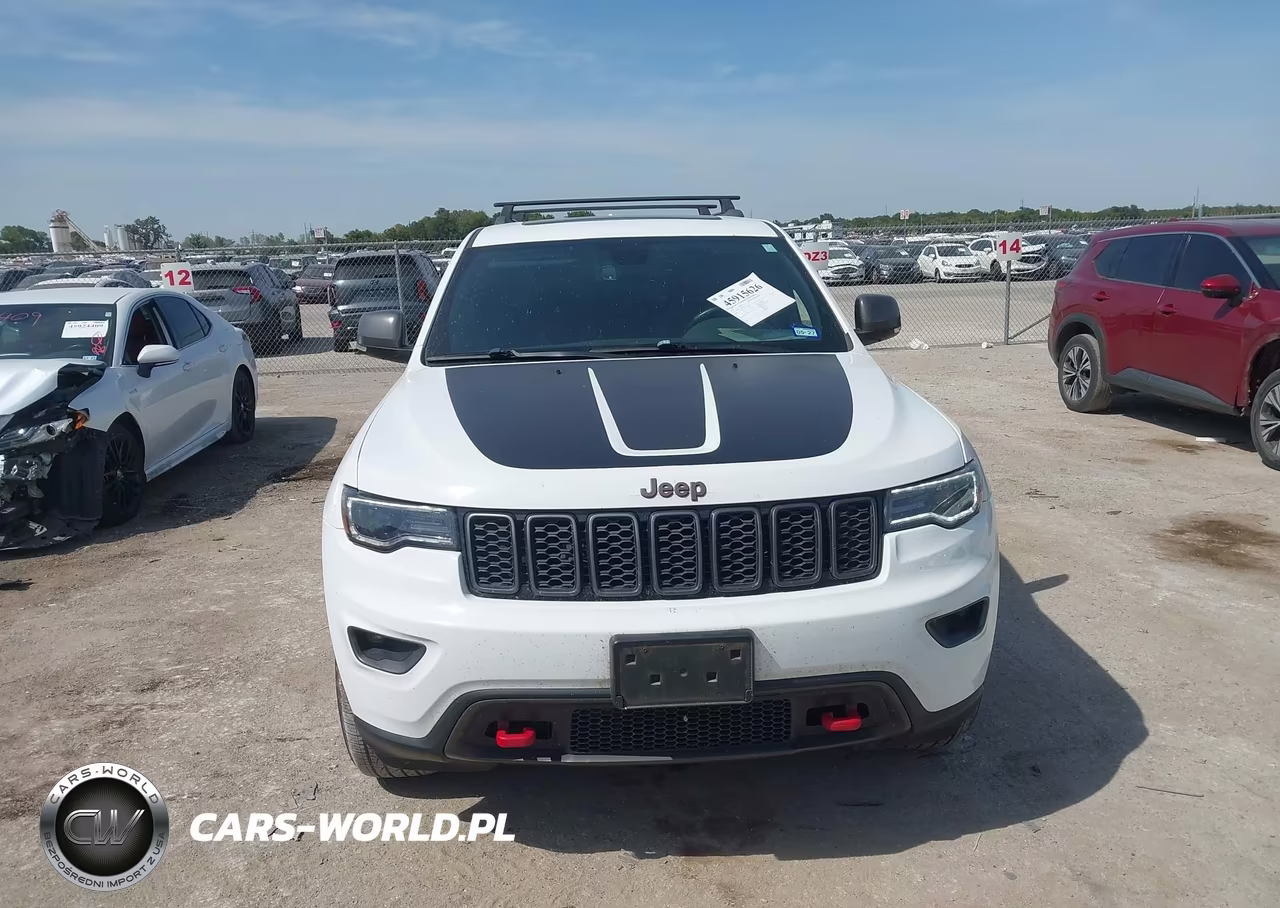 2018 Jeep Grand Cherokee Trailhawk 4X4 VIN:1C4RJFLT5JC441975 - 12