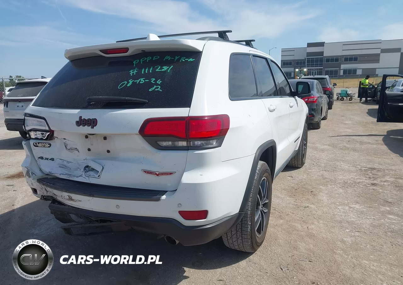 2018 Jeep Grand Cherokee Trailhawk 4X4 VIN:1C4RJFLT5JC441975 - 4