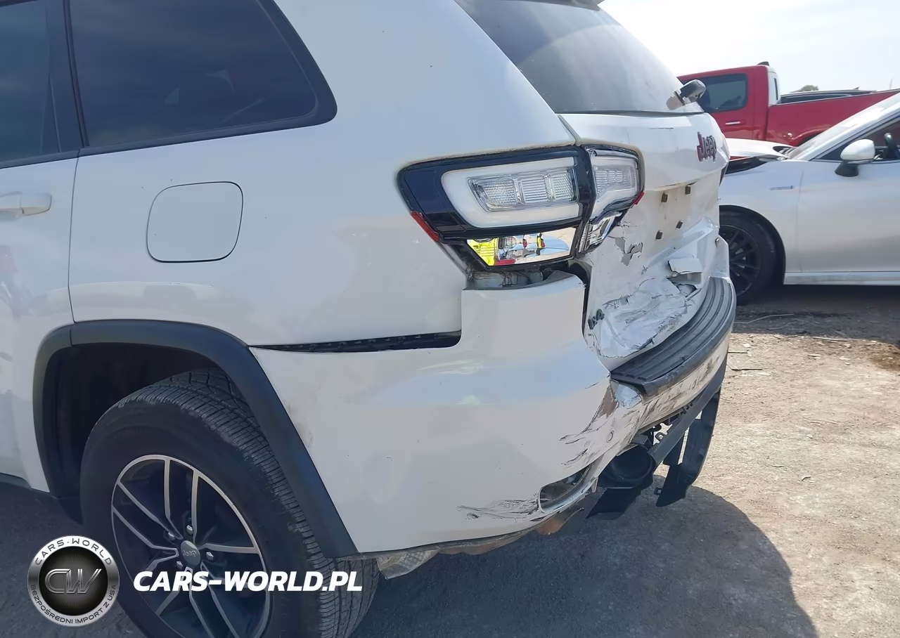 2018 Jeep Grand Cherokee Trailhawk 4X4 VIN:1C4RJFLT5JC441975 - 6