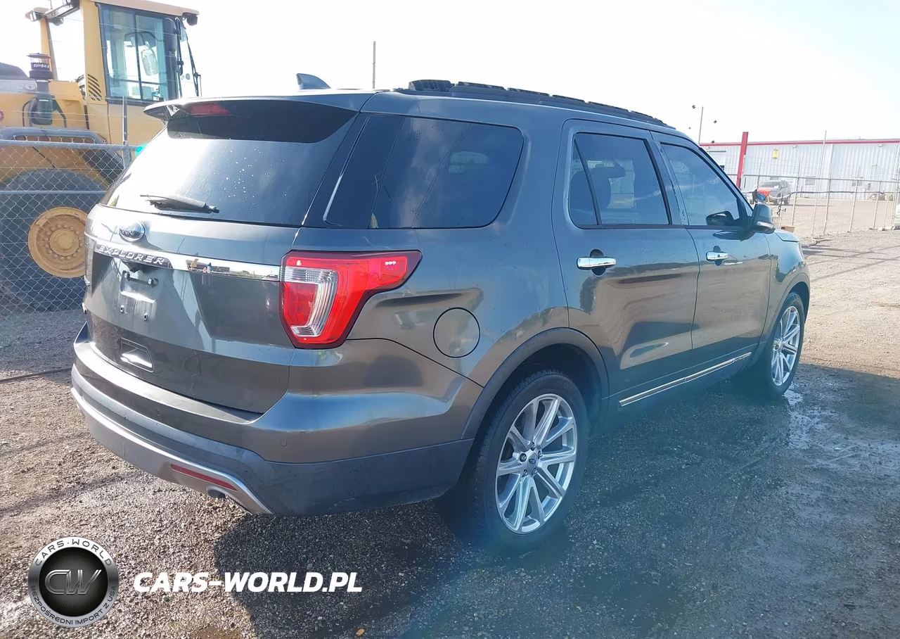 2016 Ford Explorer Limited VIN:1FM5K7F87GGB64459 - 4