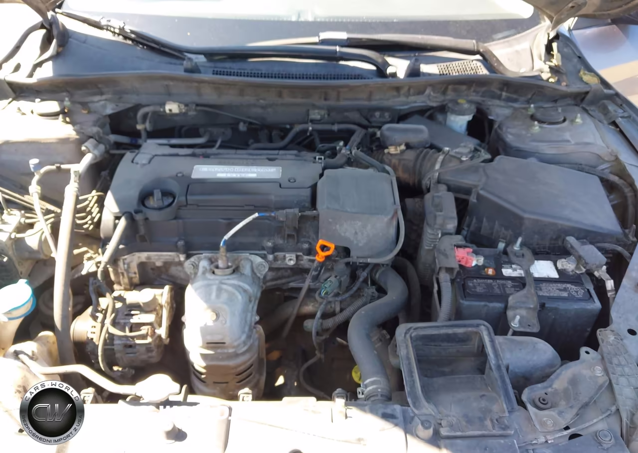 2015 Honda Accord Lx VIN:1HGCR2F31FA235902 - 10