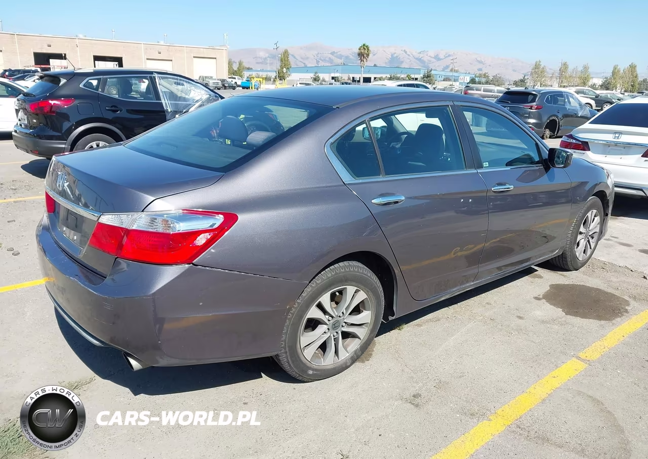 2015 Honda Accord Lx VIN:1HGCR2F31FA235902 - 4