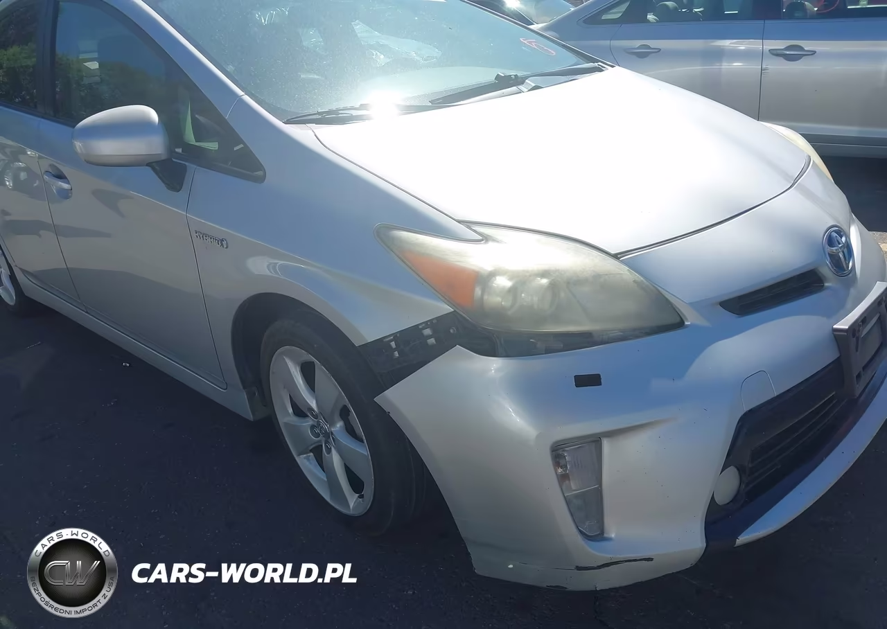 2013 Toyota Prius Five VIN:JTDKN3DU4D5626104 - 17