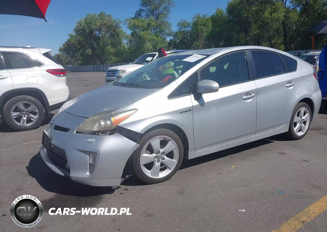 2013 Toyota Prius Five VIN:JTDKN3DU4D5626104 - 2