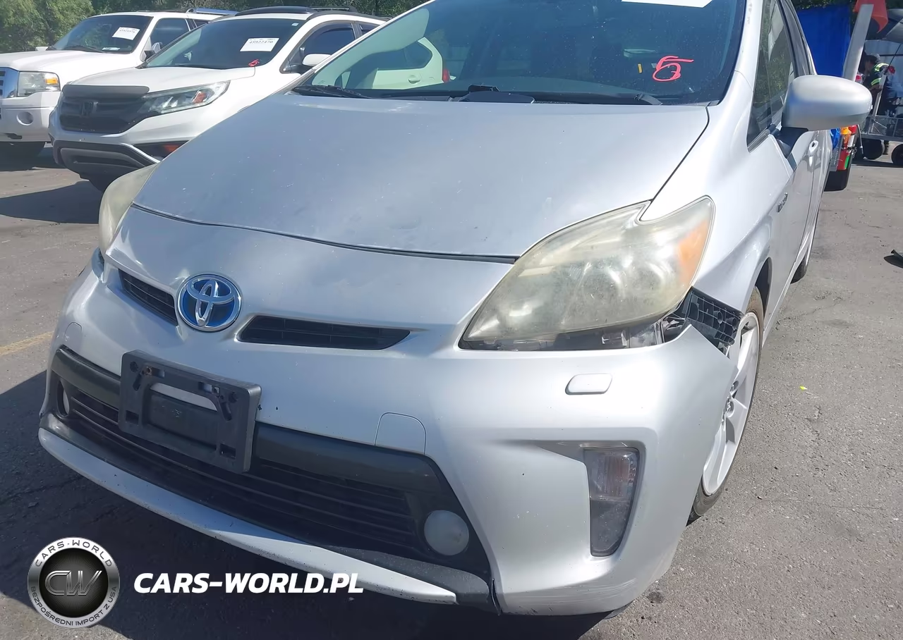 2013 Toyota Prius Five VIN:JTDKN3DU4D5626104 - 6